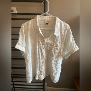 Lightweight Linen Button Up Shirt